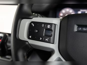 Used Land Rover Defender 90 2025 for sale - 79590741: Photo