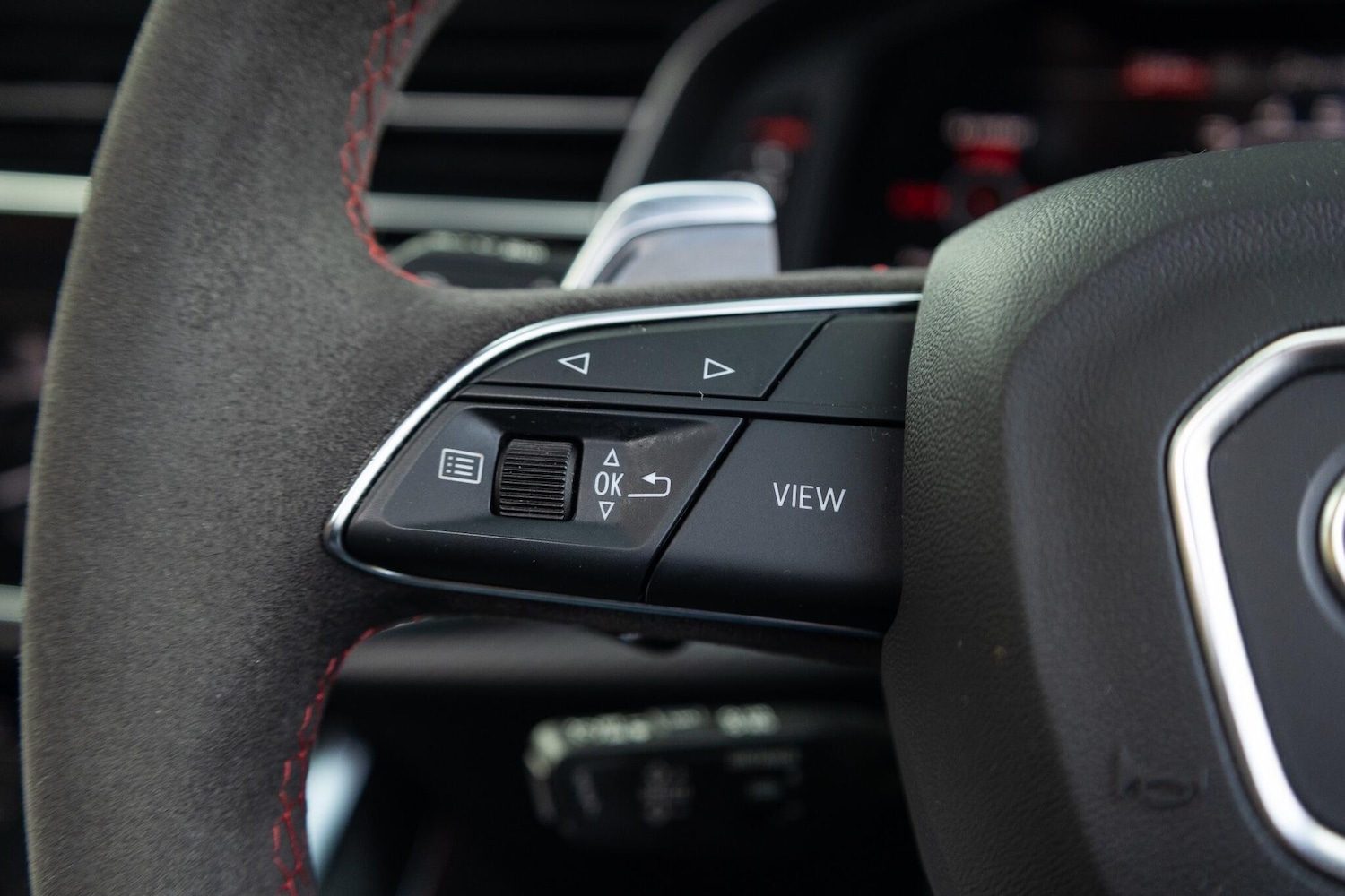 Used Audi RS Q8 2023 for sale - 76584703: Photo 19