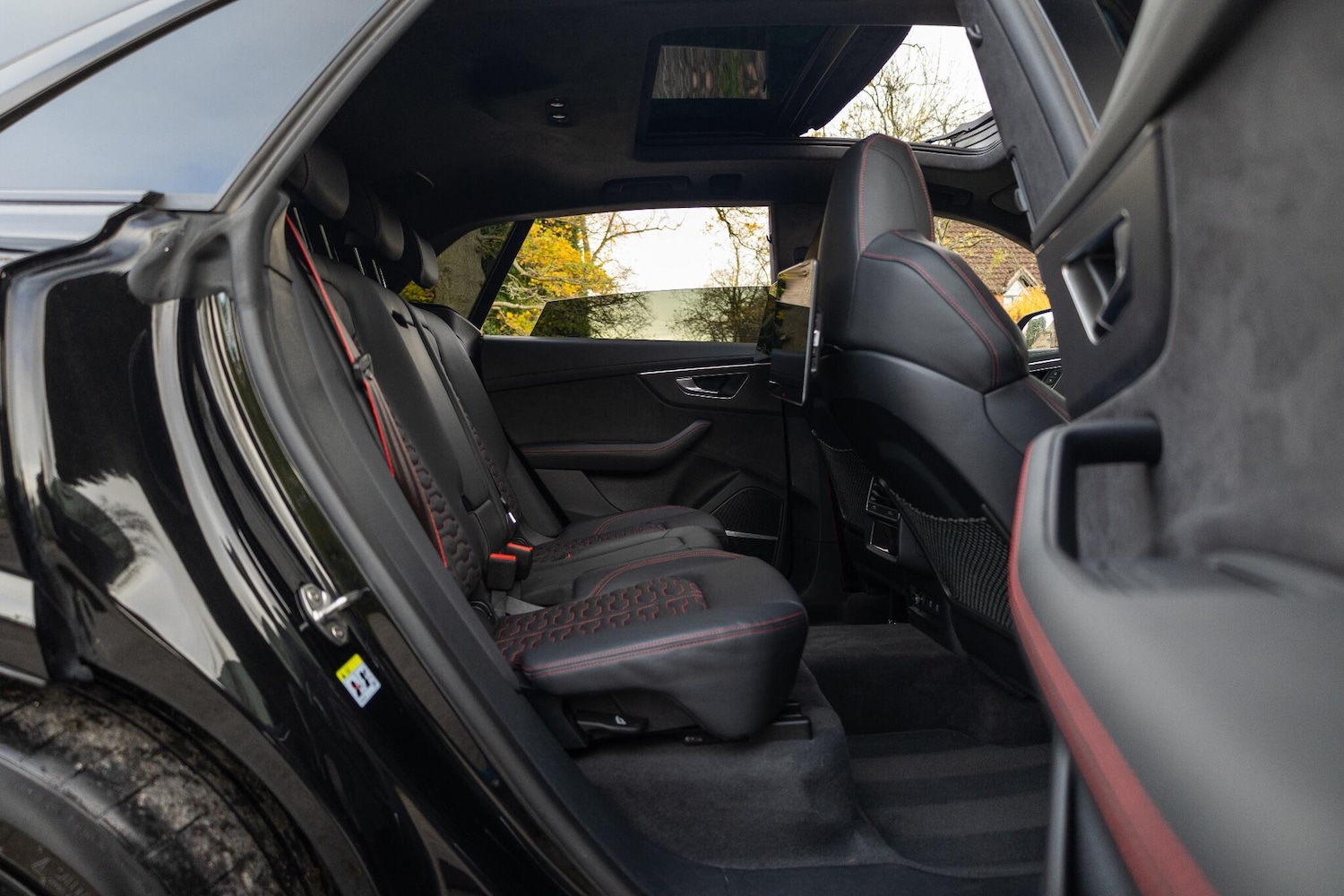 Used Audi RS Q8 2023 for sale - 76584703: Photo 22