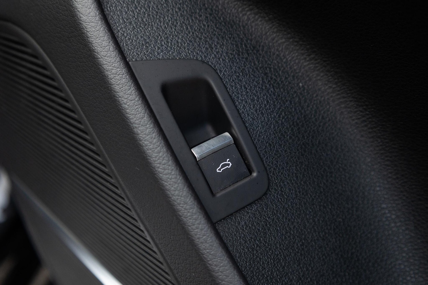 Used Audi RS Q8 2023 for sale - 76584703: Photo 24