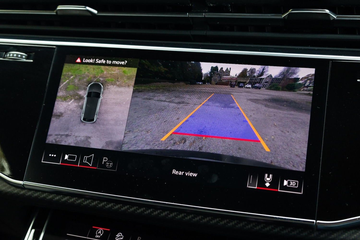 Used Audi RS Q8 2023 for sale - 76584703: Photo 38