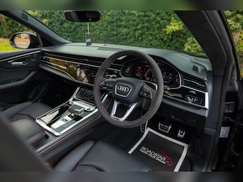 Used Audi RS Q8 2023 for sale - 76584703: Photo