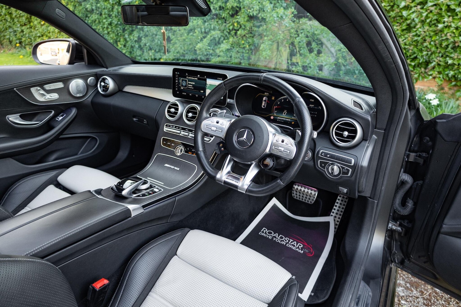 Used Mercedes-Benz C Class 2019 for sale - 76633879: Photo 4