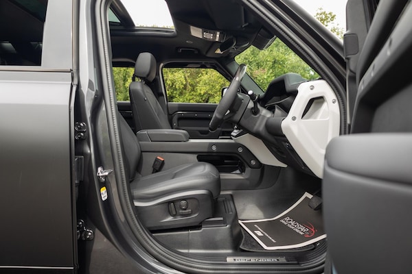 Used Land Rover Defender 110 2024 for sale - 75781170: Photo 37