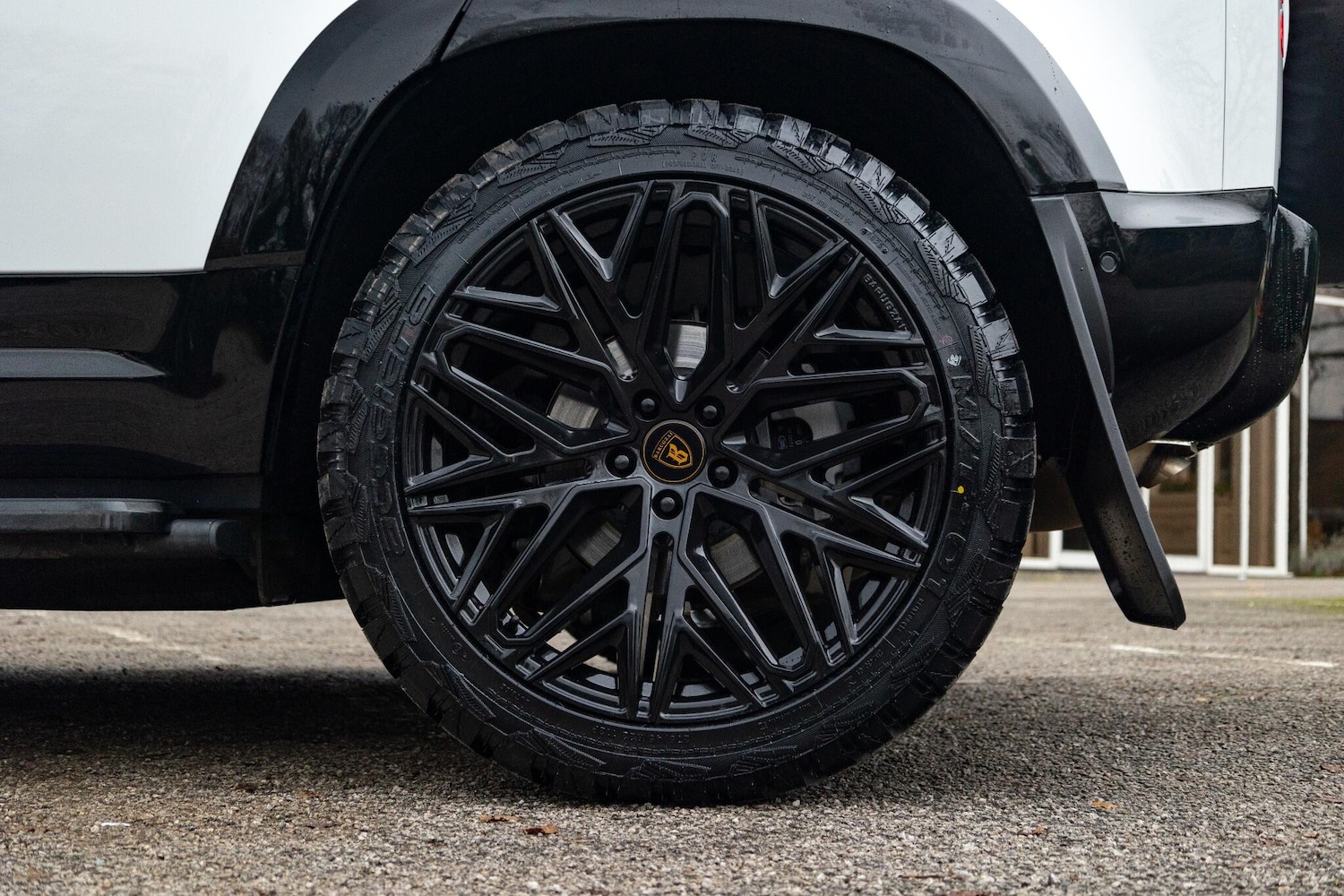 Used Land Rover Defender 2025 for sale - 77039850: Photo 31