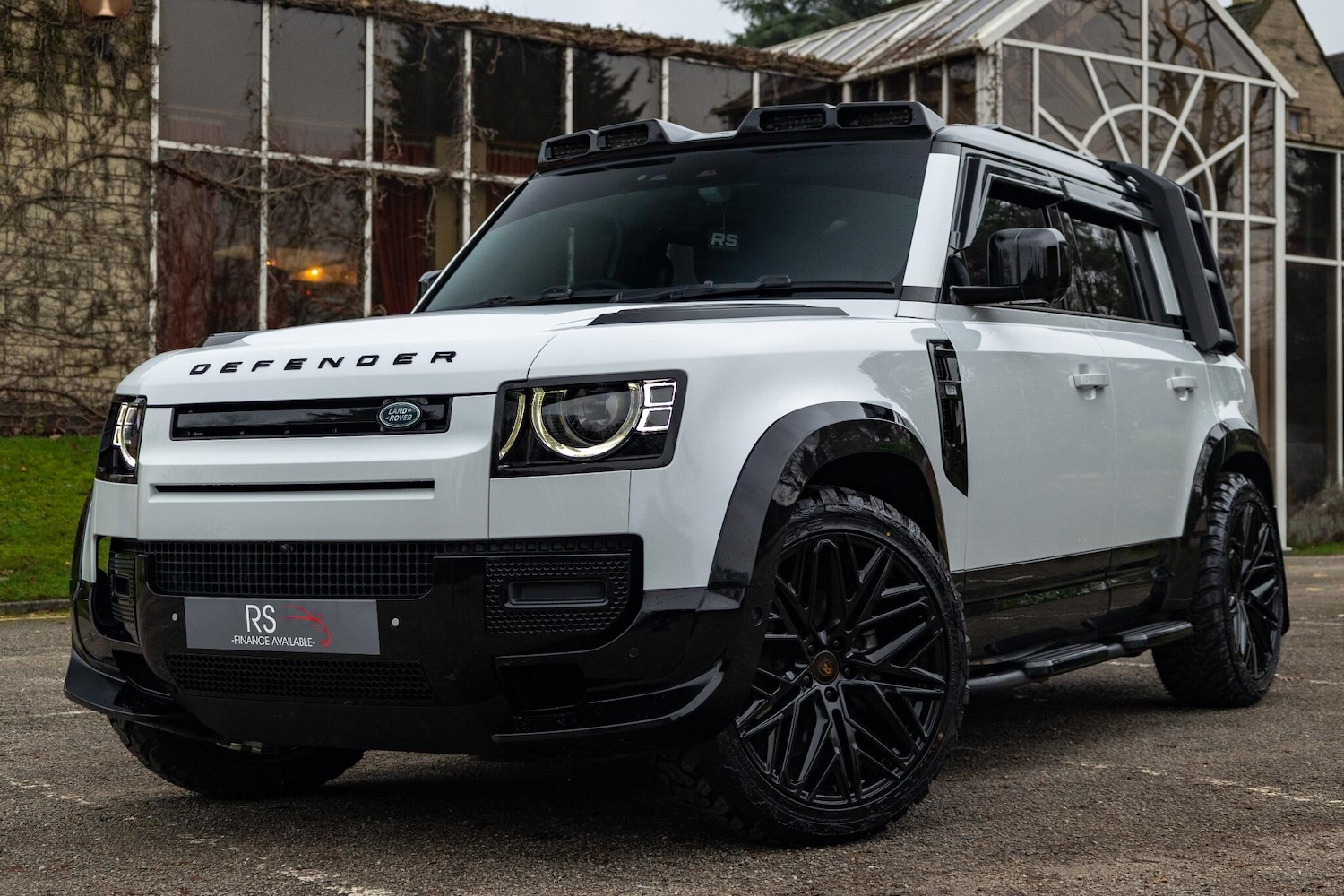 Used Land Rover Defender 2025 for sale - 77039850: Photo 7