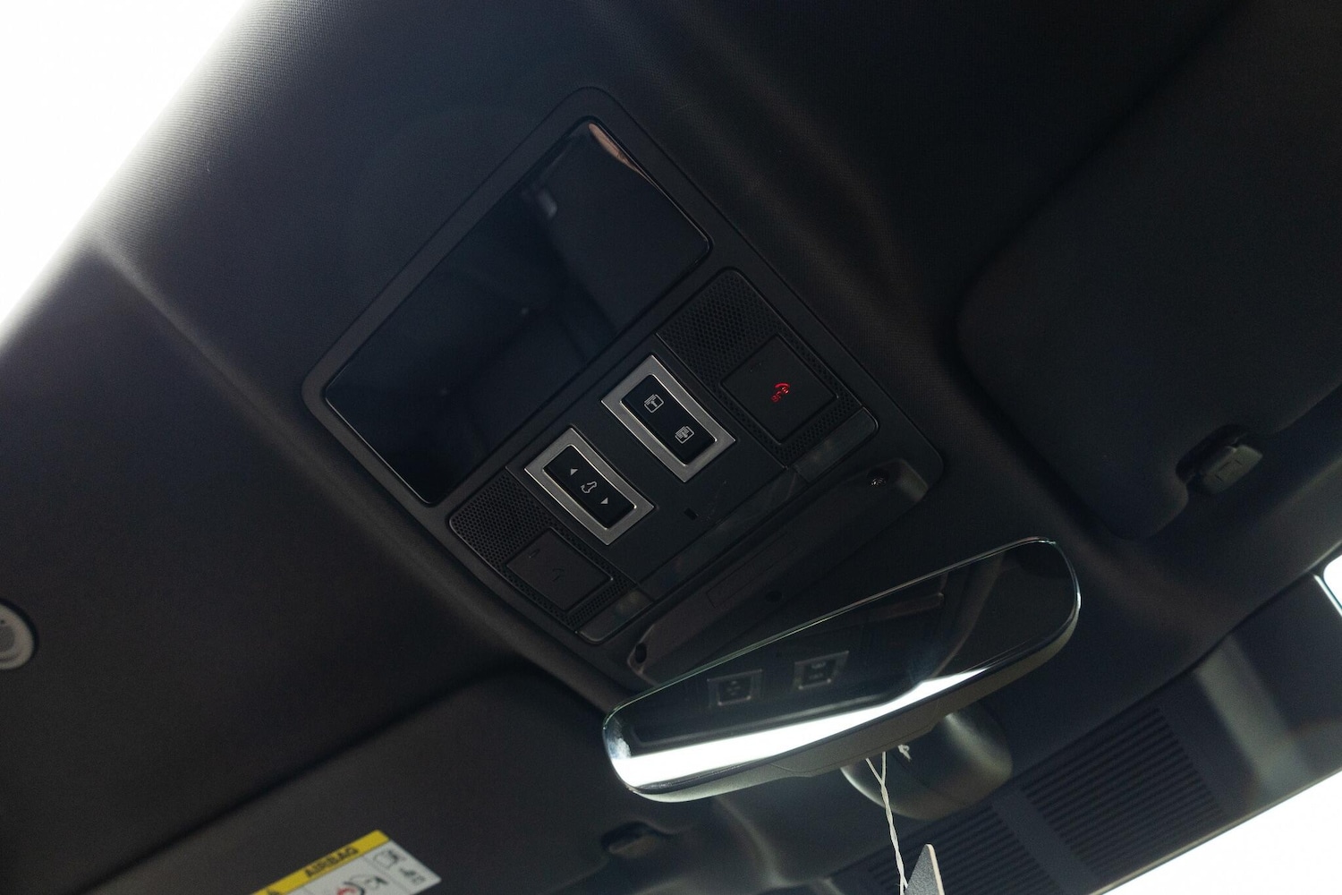 Used Land Rover Defender 110 2023 for sale - 75991399: Photo 50