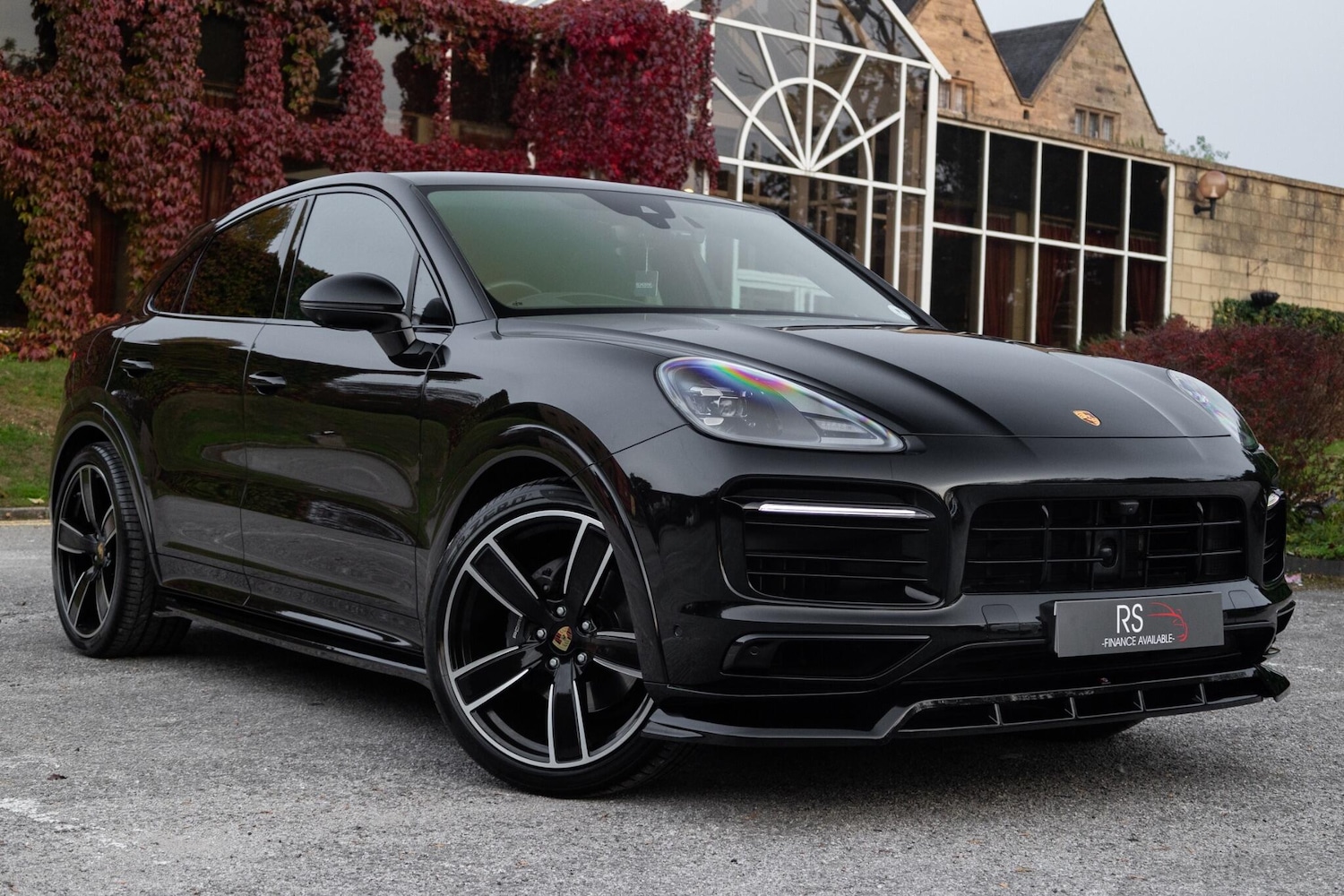 Used Porsche Cayenne 2023 for sale - 76042952: Photo 1