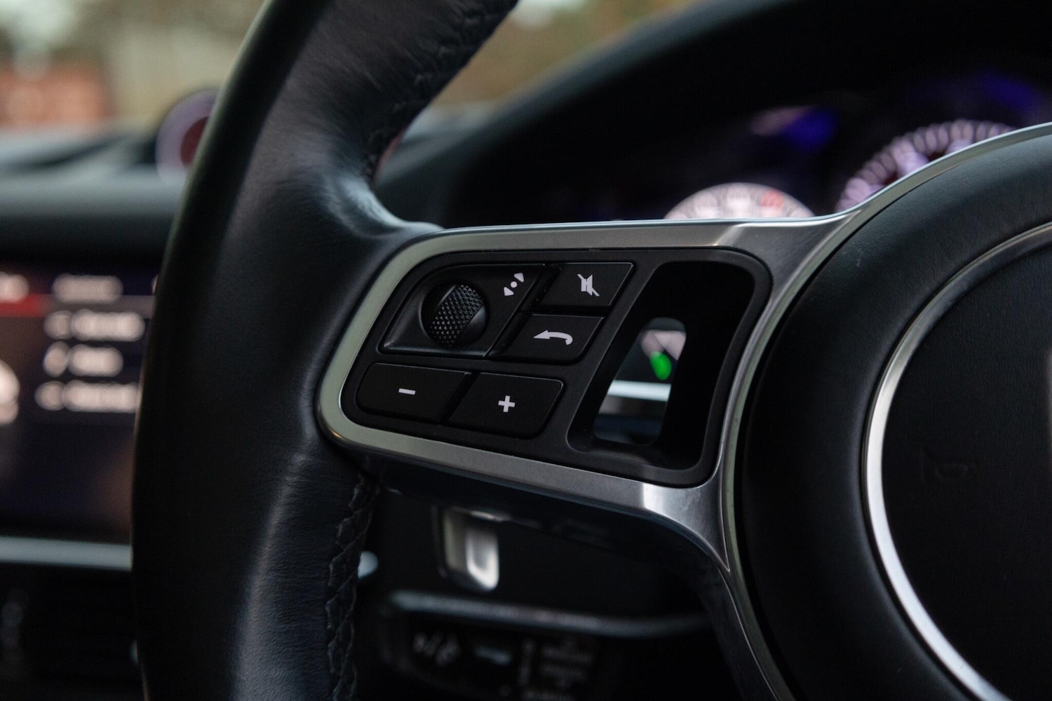 Used Porsche Cayenne 2023 for sale - 76042952: Photo 20