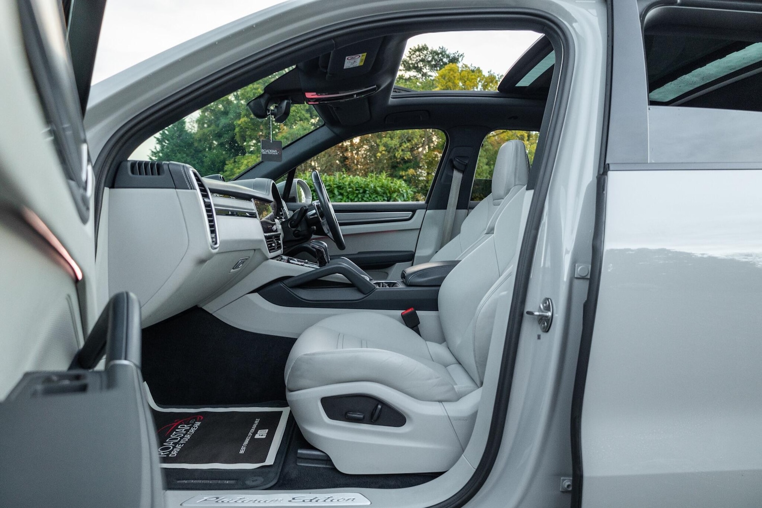 Used Porsche Cayenne 2022 for sale - 76349740: Photo 37