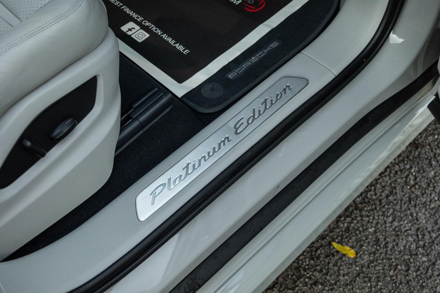Used Porsche Cayenne 2022 for sale - 76349740: Photo 50