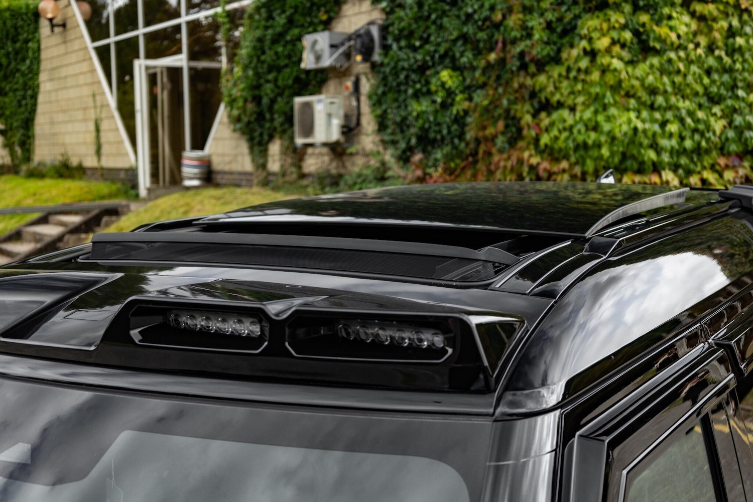 Used Land Rover Defender 110 2025 for sale - 76032531: Photo 19