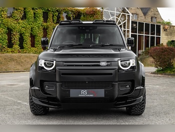 Used Land Rover Defender 110 2025 for sale - 76032531: Photo 2