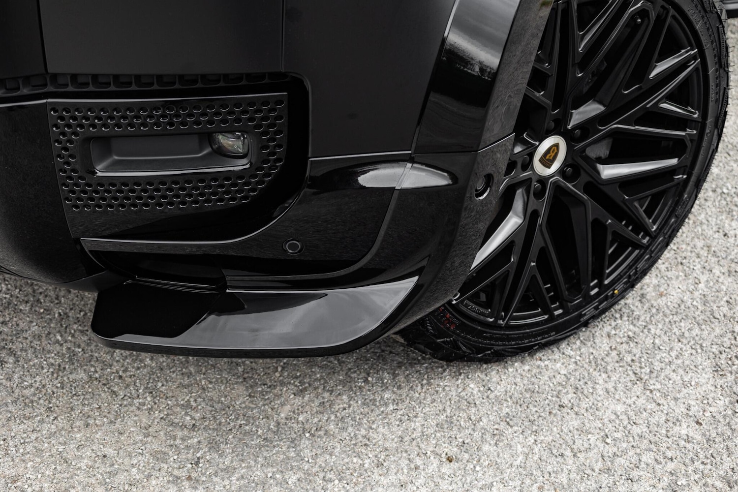 Used Land Rover Defender 110 2025 for sale - 76032531: Photo 5