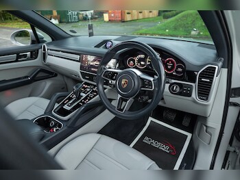 Used Porsche Cayenne 2022 for sale - 76995654: Photo