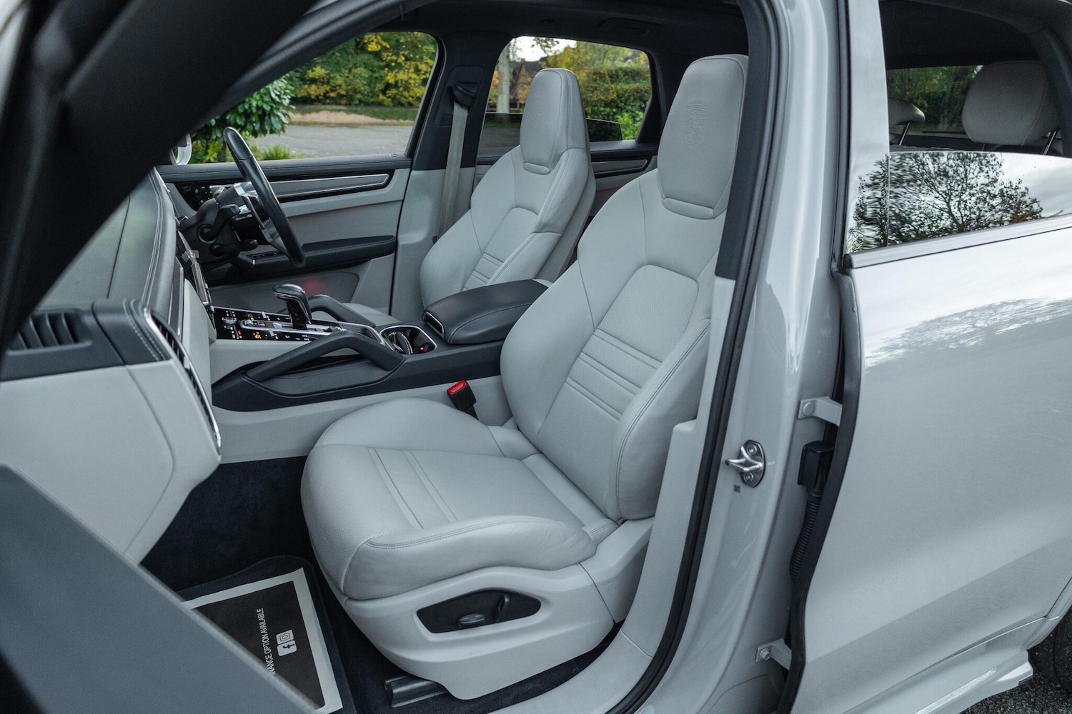 Used Porsche Cayenne for sale - 76995654: Photo 48