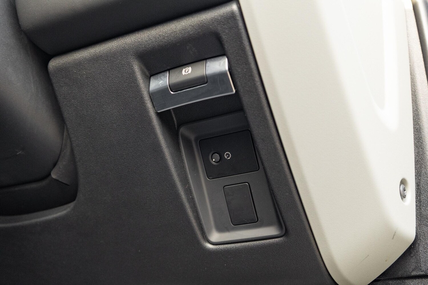 Used Land Rover Defender 110 2024 for sale - 76537962: Photo 20