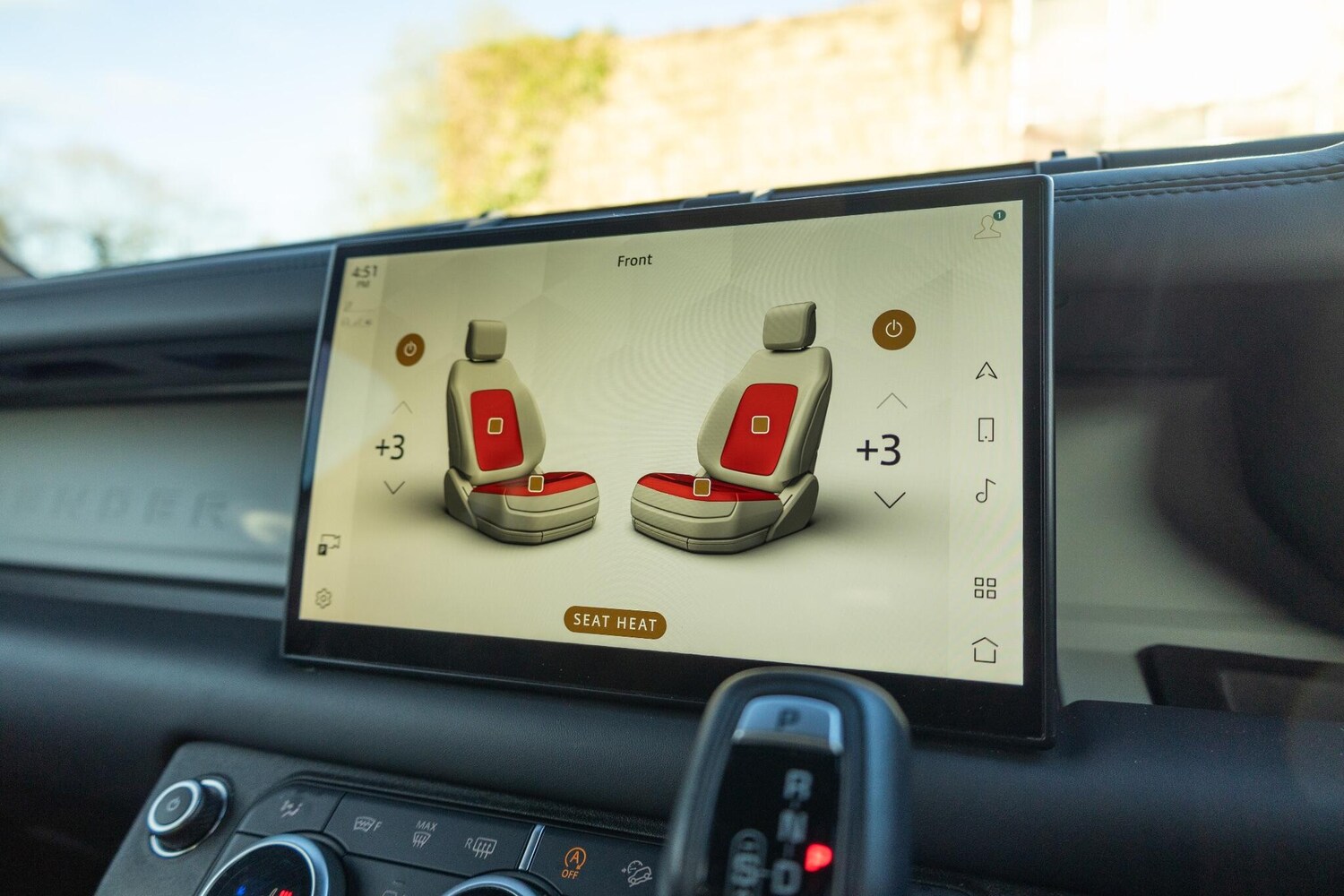 Used Land Rover Defender 110 2024 for sale - 76537962: Photo 34