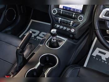 Used Ford Mustang 2020 for sale - 79612960: Photo