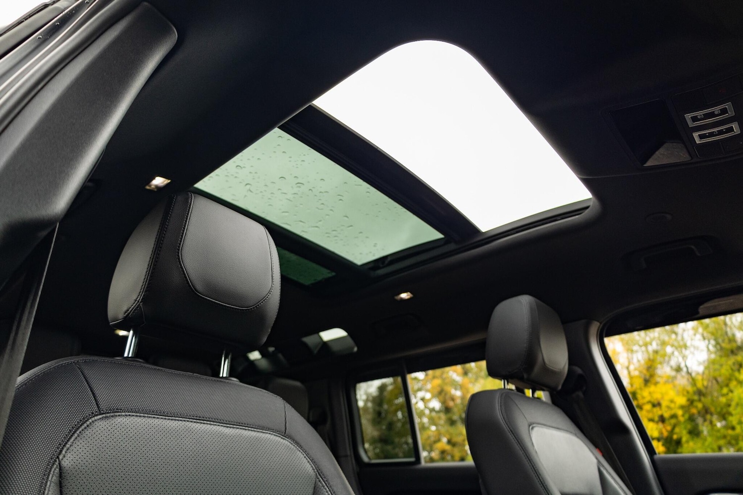 Used Land Rover Defender 2023 for sale - 76991721: Photo 48