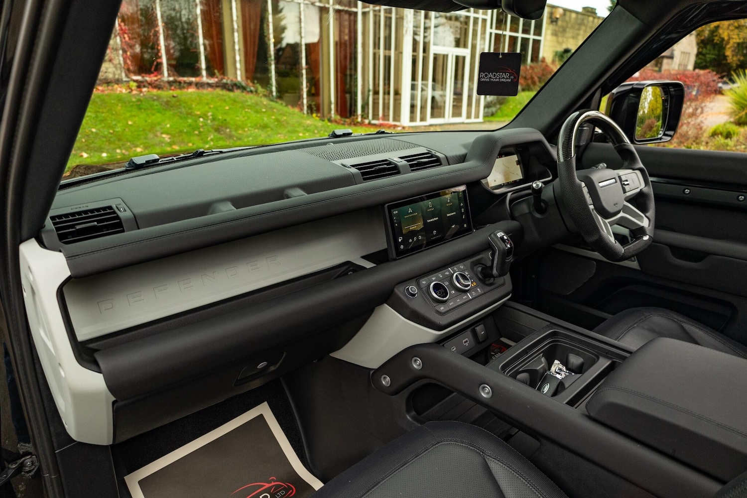 Used Land Rover Defender 2023 for sale - 76991721: Photo 9