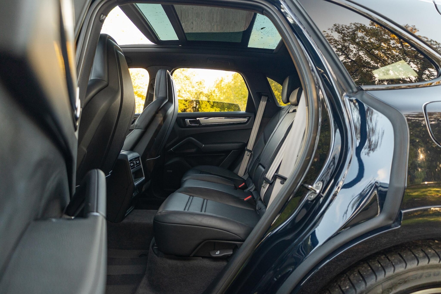 Used Porsche Cayenne 2023 for sale - 76349842: Photo 11