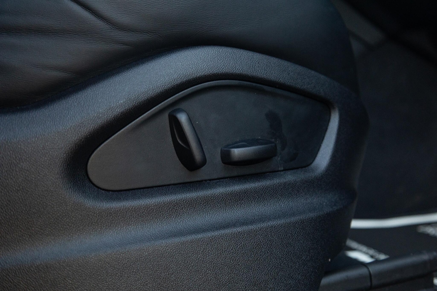 Used Porsche Cayenne 2023 for sale - 76349842: Photo 24