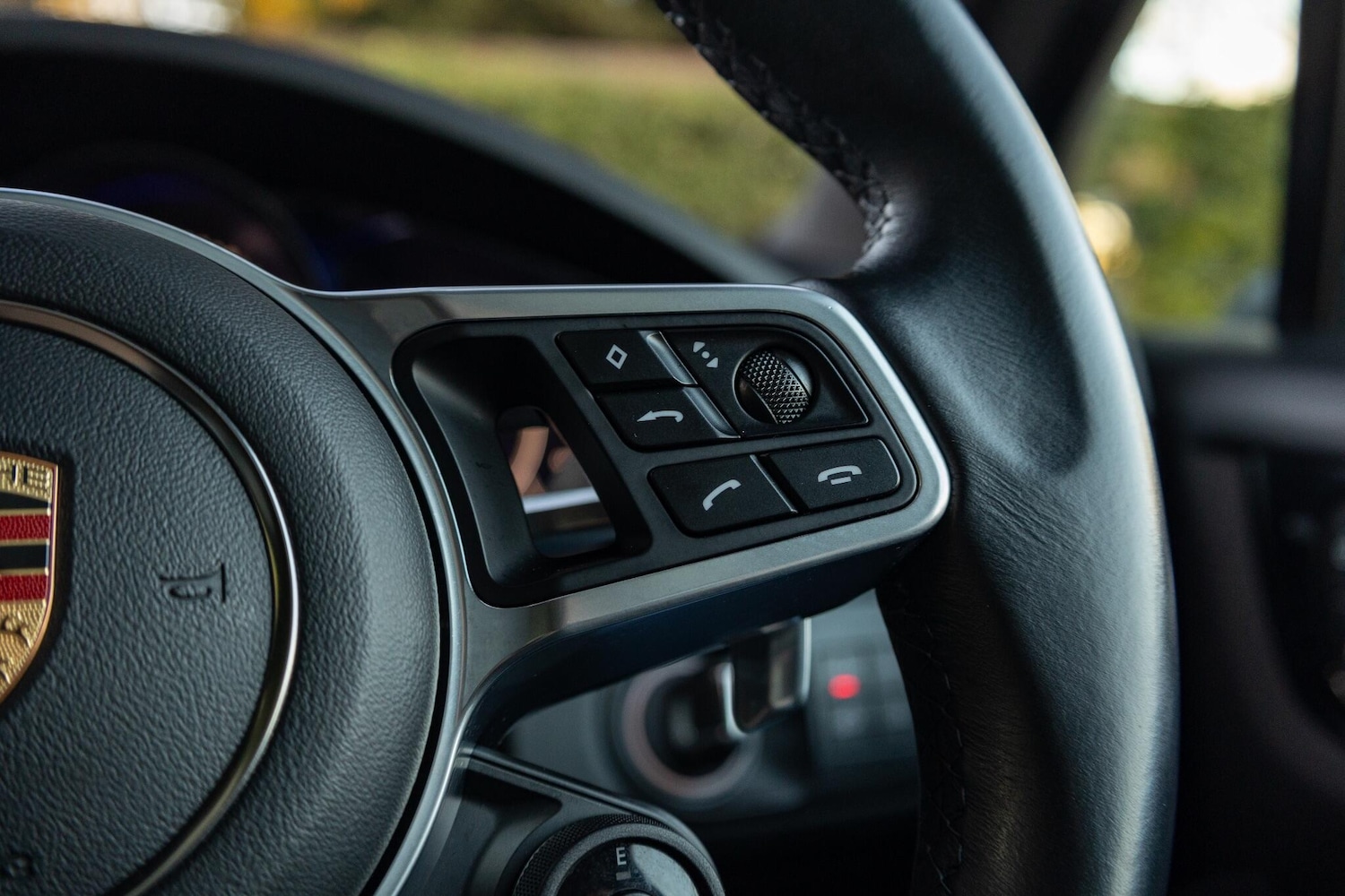 Used Porsche Cayenne 2023 for sale - 76349842: Photo 32