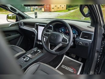 Used Volkswagen Amarok 2024 for sale - 76059289: Photo