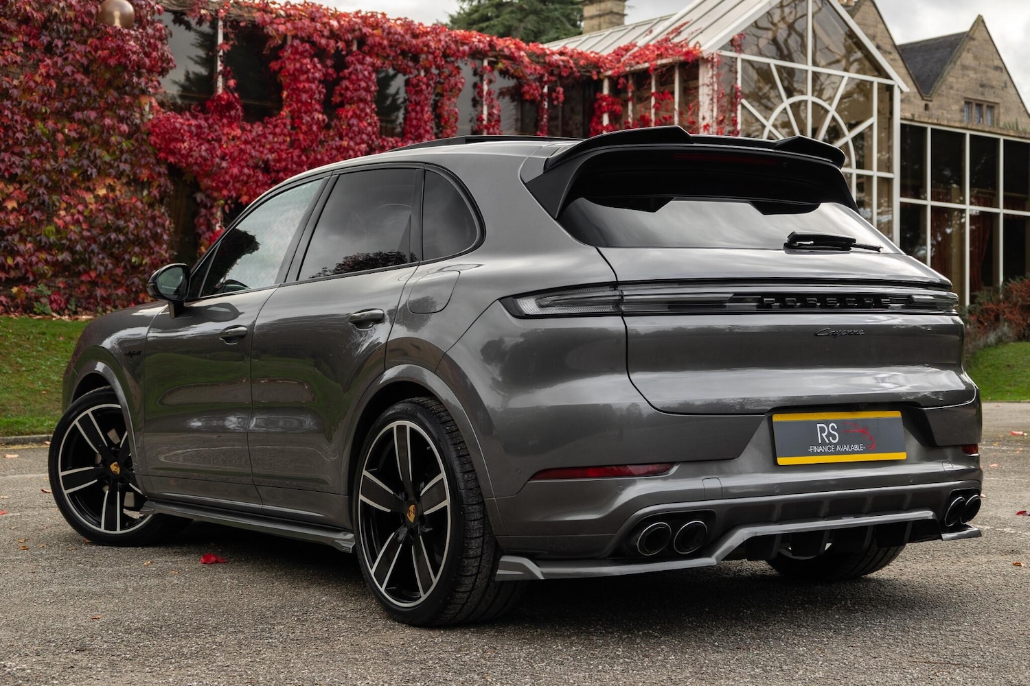 Used Porsche Cayenne 2023 for sale - 76158686: Photo 11