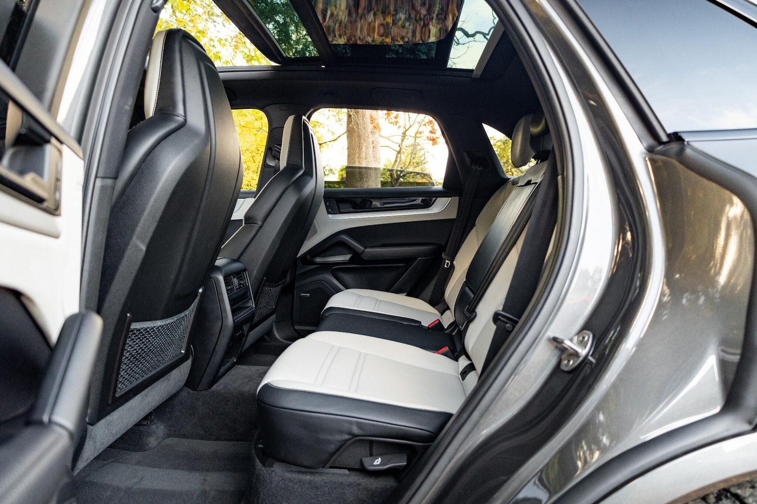 Used Porsche Cayenne 2023 for sale - 76158686: Photo 6