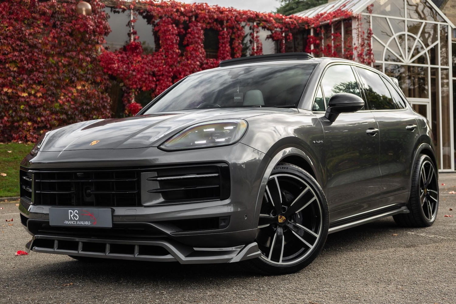Used Porsche Cayenne 2023 for sale - 76158686: Photo 8