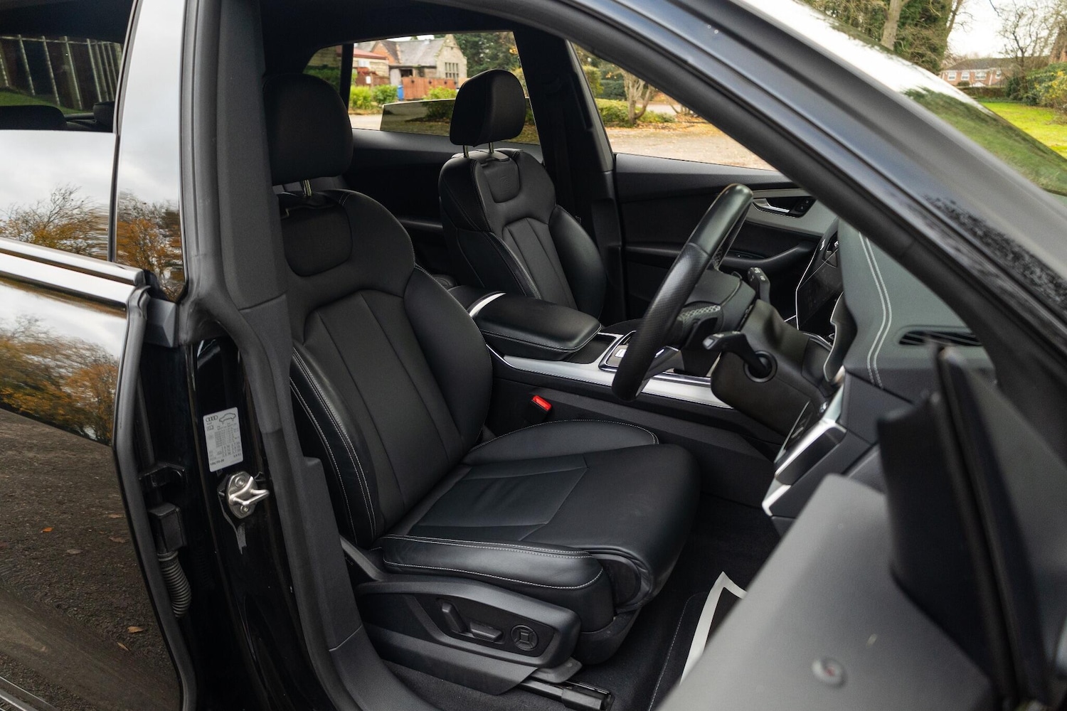 Used Audi Q8 2022 for sale - 76866337: Photo 11