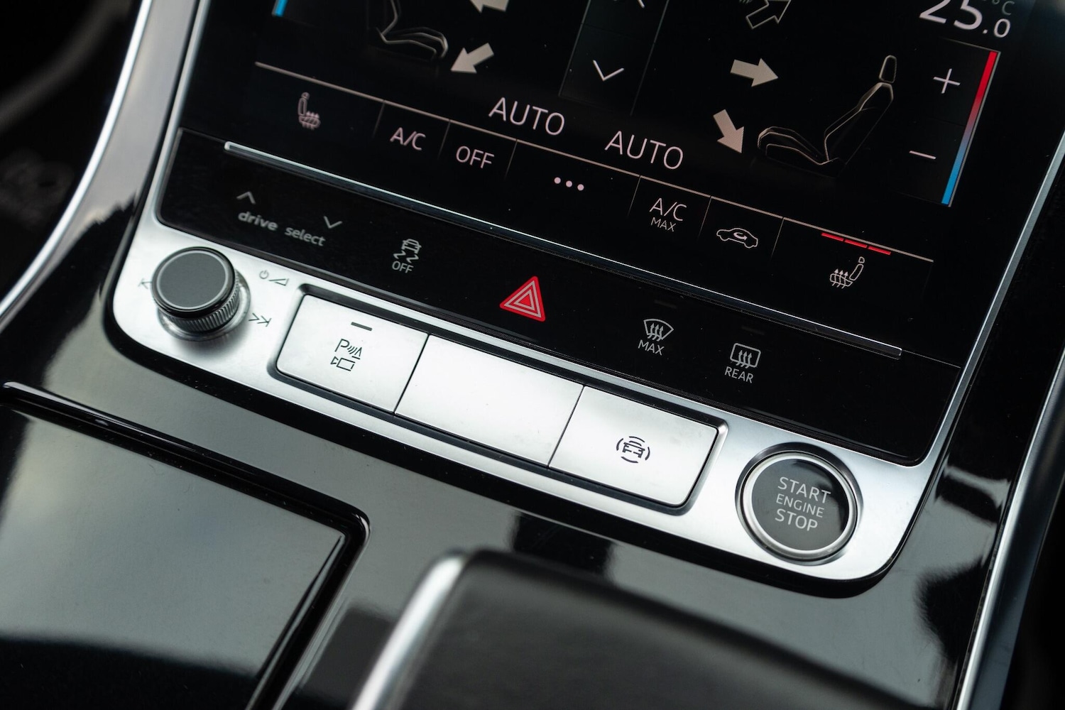 Used Audi Q8 2022 for sale - 76866337: Photo 31