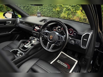 Used Porsche Cayenne 2022 for sale - 76473173: Photo