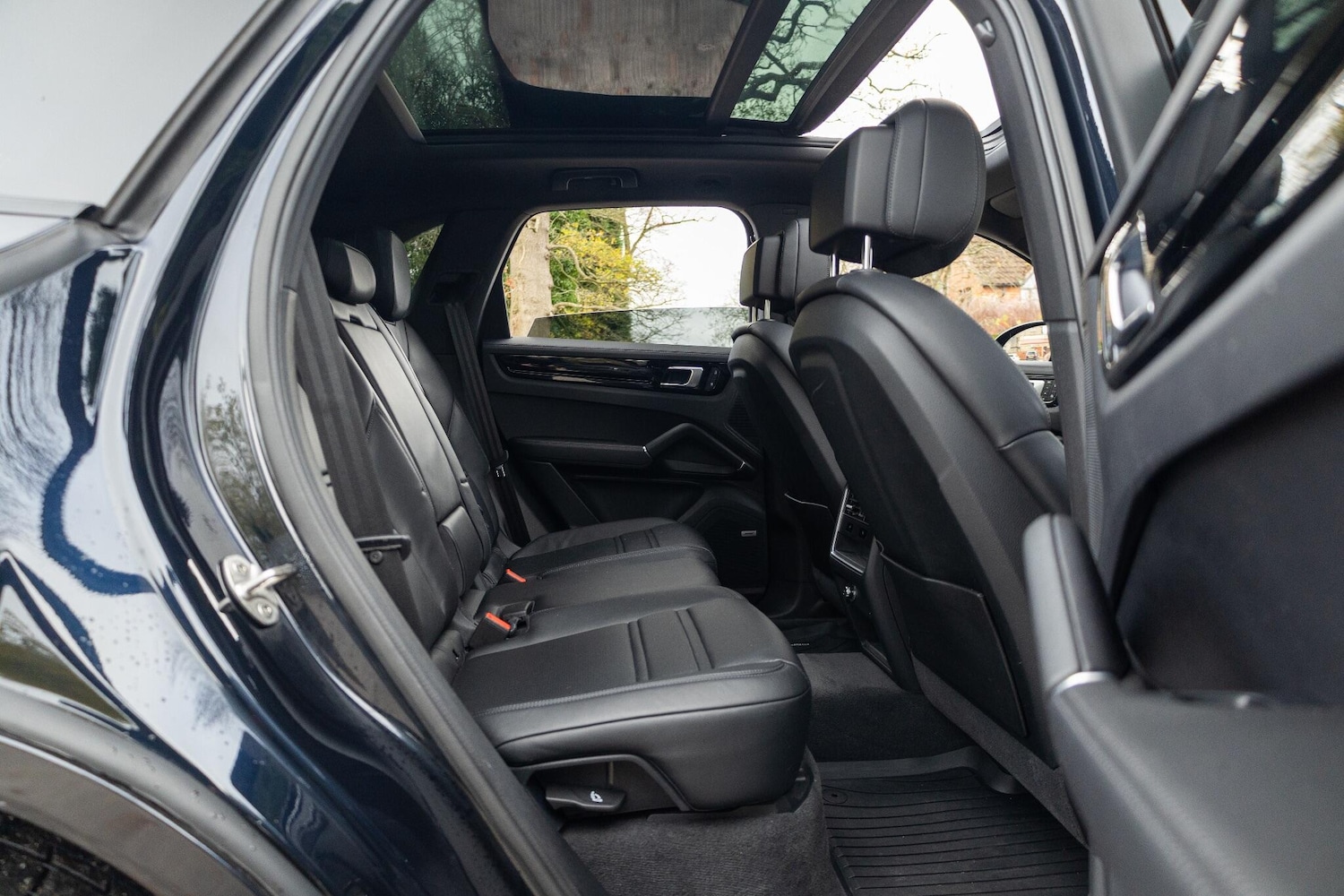 Used Porsche Cayenne 2022 for sale - 76473173: Photo 3