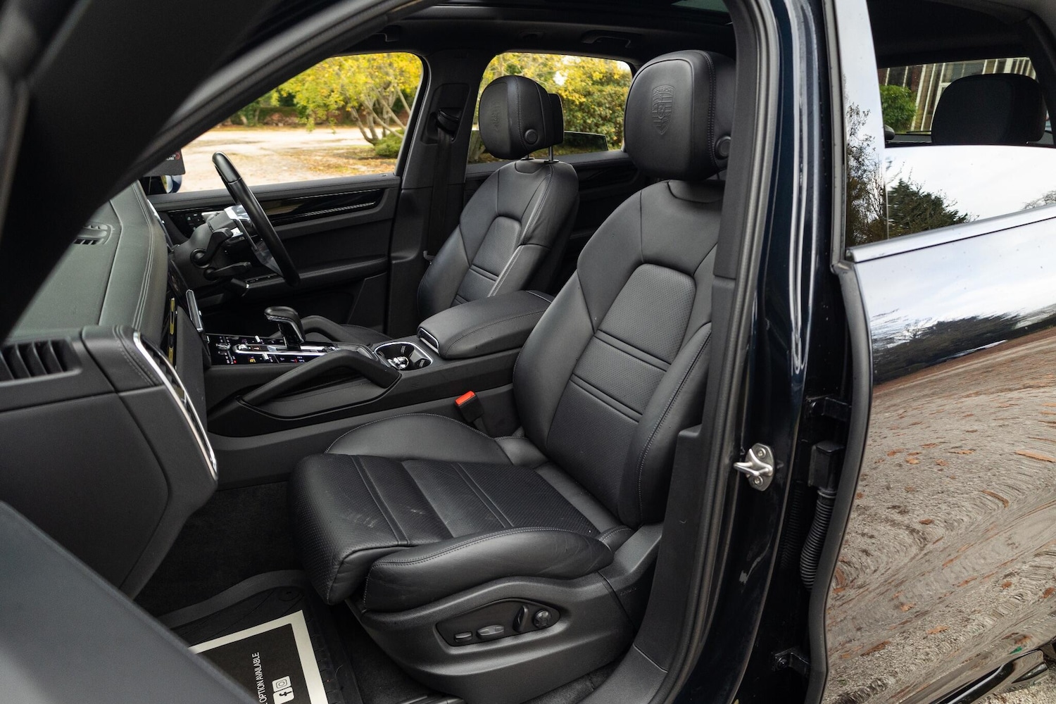 Used Porsche Cayenne 2022 for sale - 76473173: Photo 41