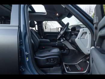 Used Land Rover Defender 110 2023 for sale - 73685056: Photo