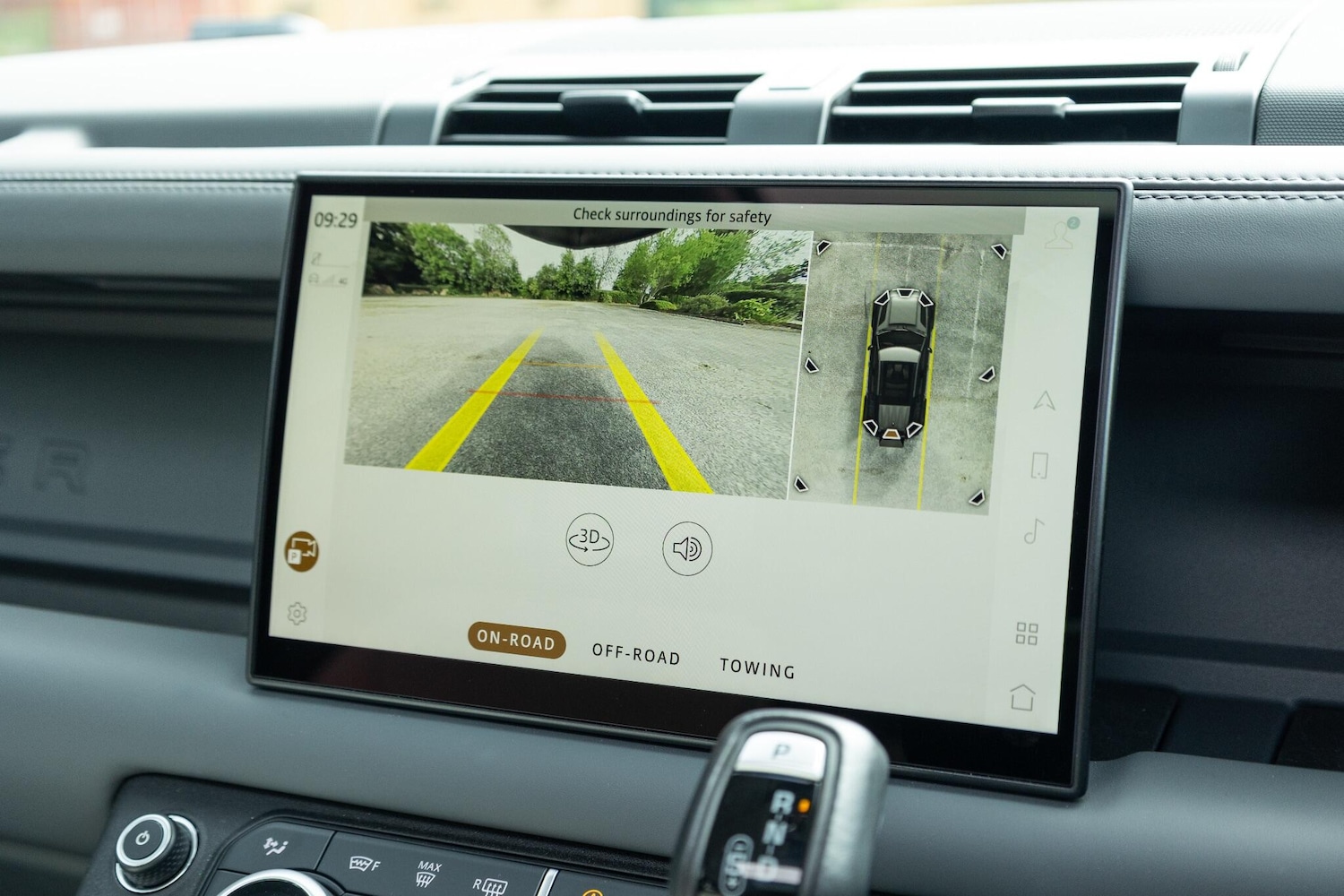 Used Land Rover Defender 2023 for sale - 77254920: Photo 33