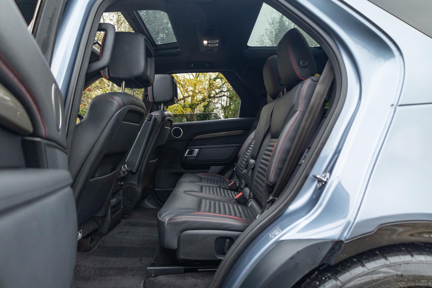 Used Land Rover Discovery 2019 for sale - 76702085: Photo 15