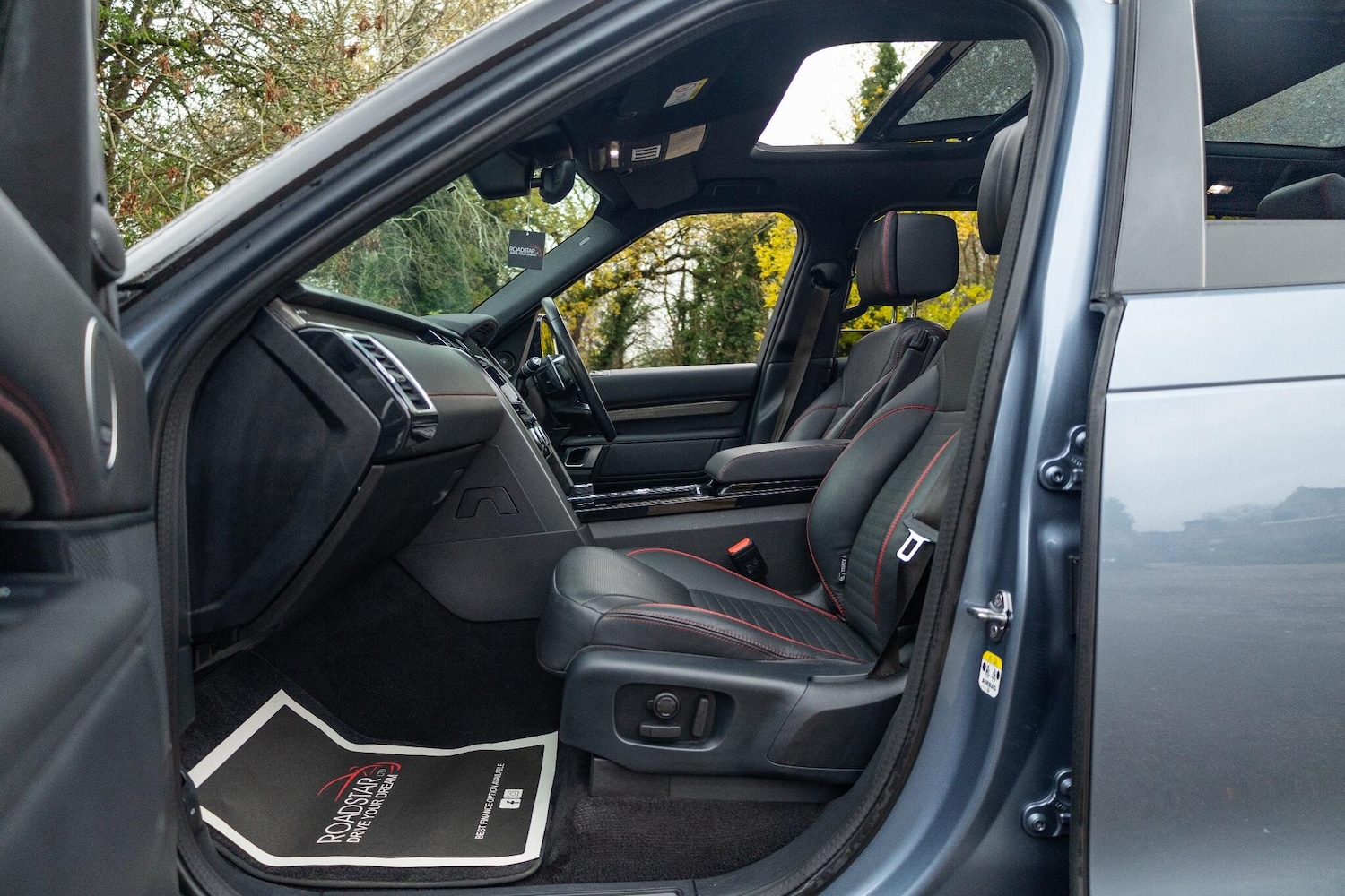 Used Land Rover Discovery 2019 for sale - 76702085: Photo 37