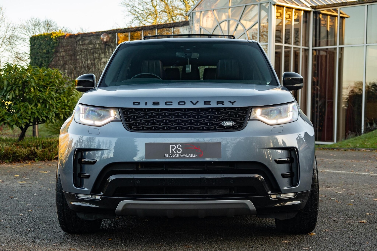 Used Land Rover Discovery 2019 for sale - 76702085: Photo 4