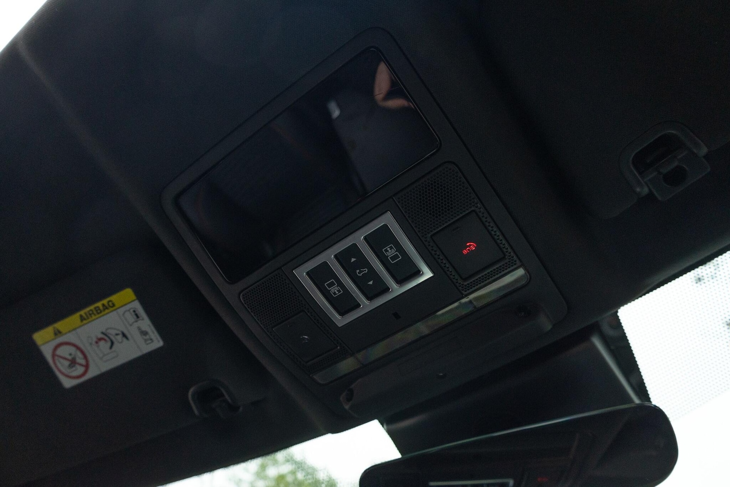 Used Land Rover Discovery 2019 for sale - 76702085: Photo 43