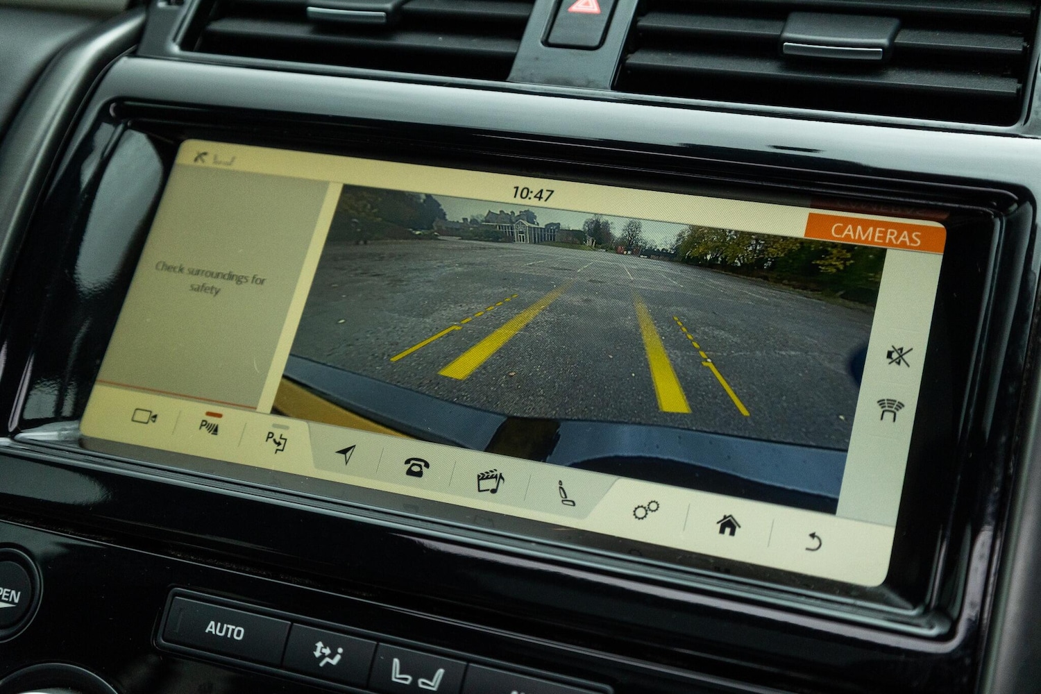 Used Land Rover Discovery 2019 for sale - 76702085: Photo 44