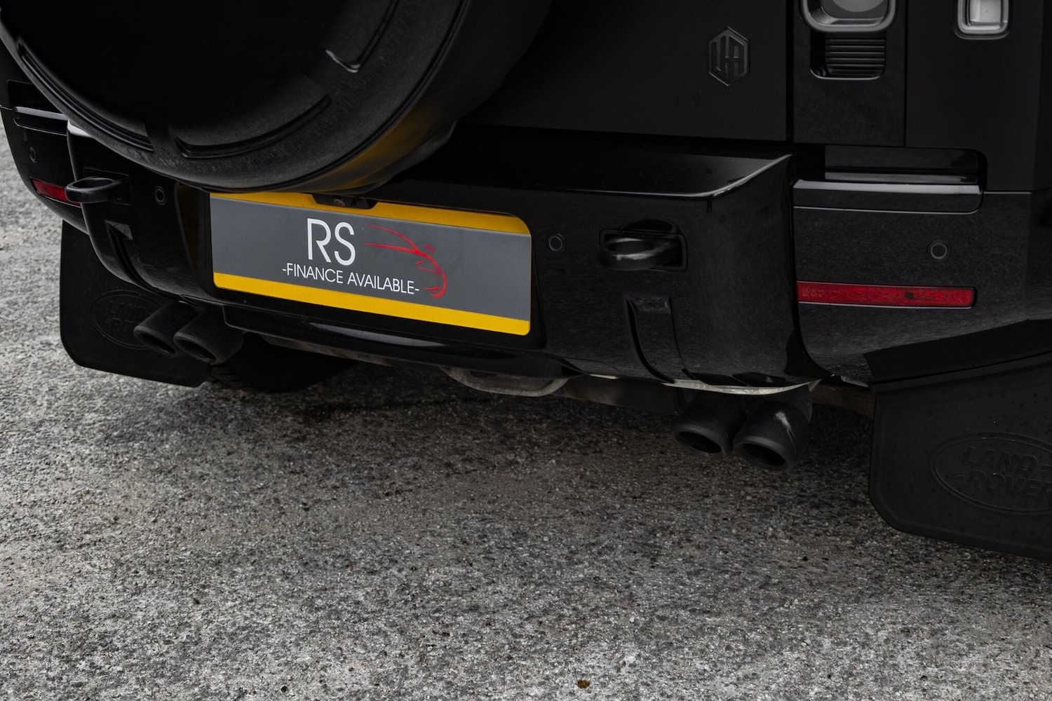 Used Land Rover Defender 2022 for sale - 76987612: Photo 15