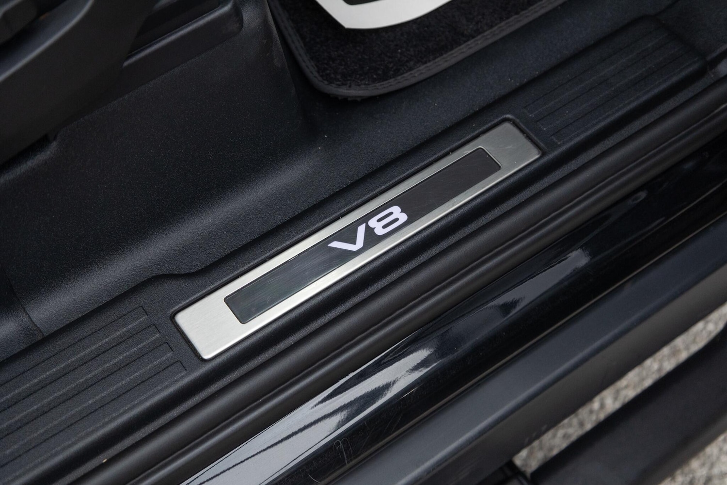 Used Land Rover Defender 2022 for sale - 76987612: Photo 17