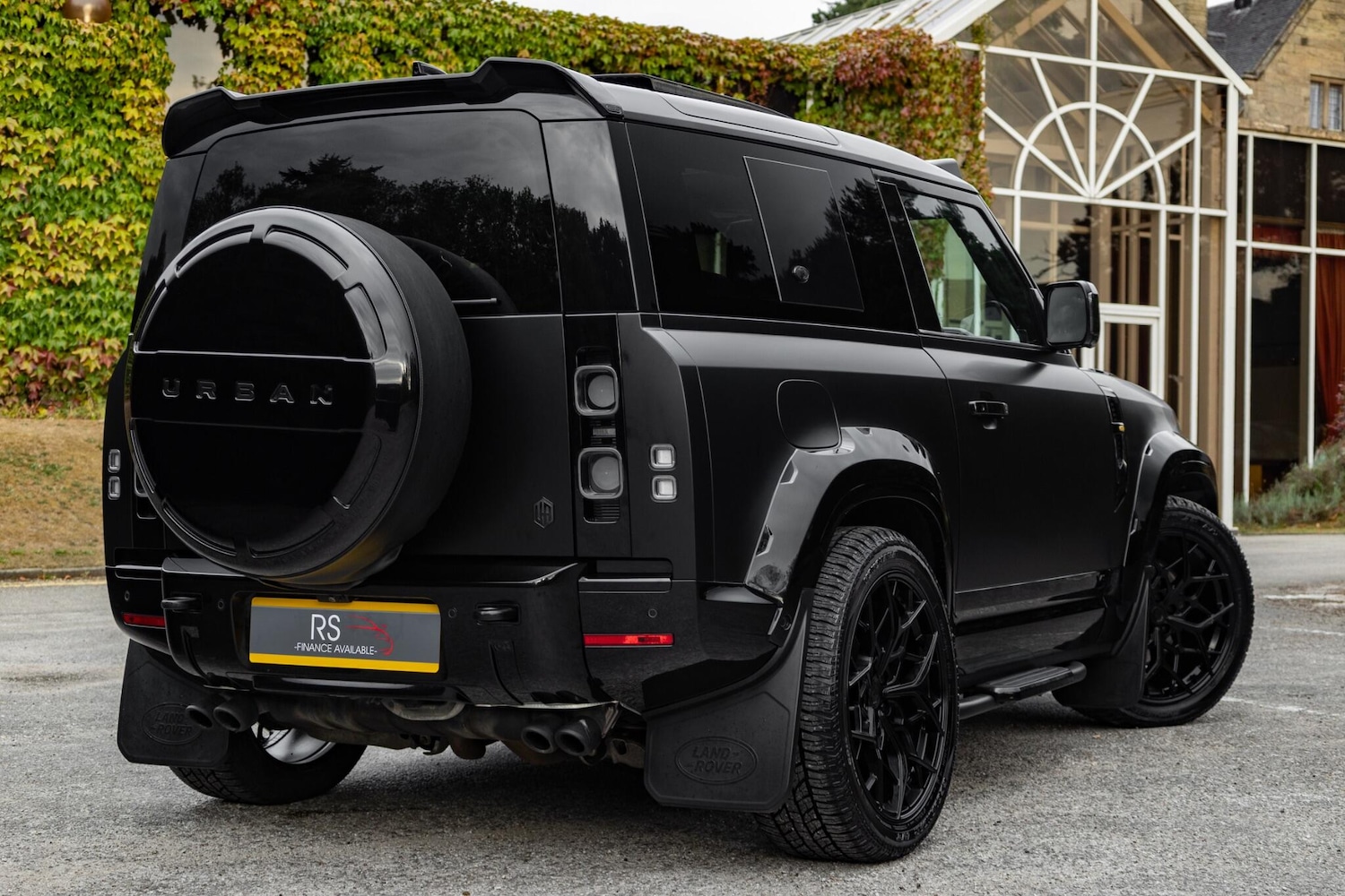 Used Land Rover Defender 2022 for sale - 76987612: Photo 23