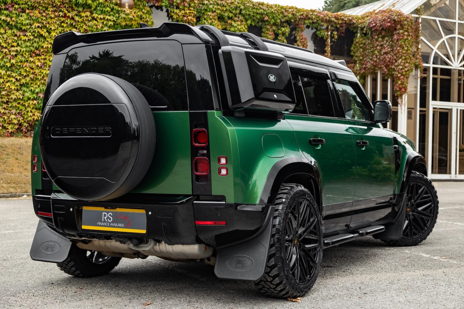 Used Land Rover Defender 2024 for sale - 76988683: Photo 22