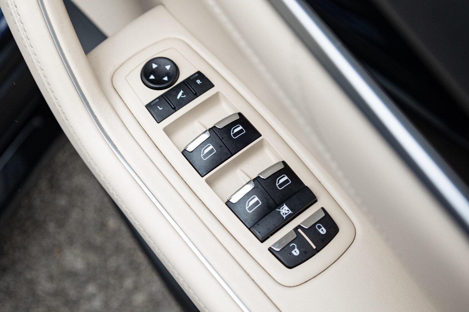 Used Maserati Levante 2018 for sale - 77387009: Photo 11