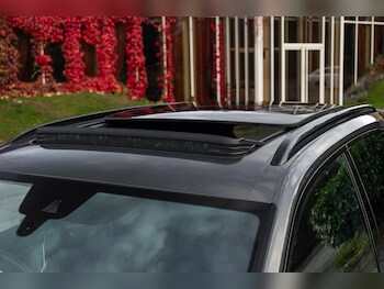 Used Porsche Cayenne 2023 for sale - 76996240: Photo